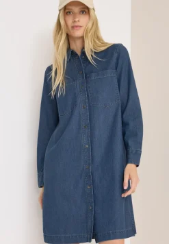 Robe à l'aspect denim