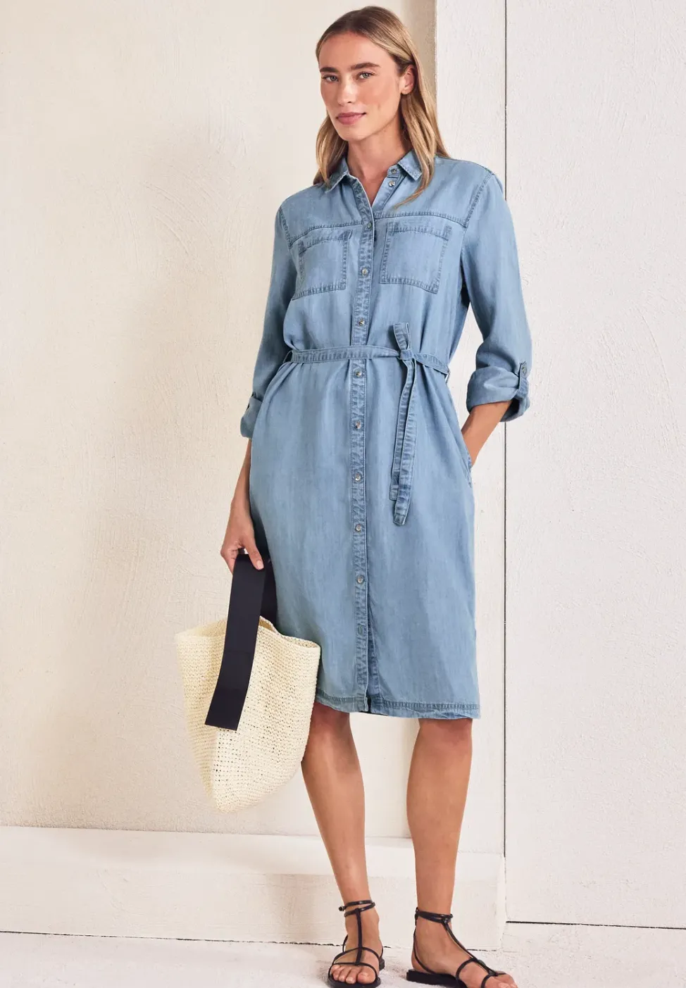 Robe à longueur de genou au look délavé