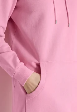 Robe à longueur de genou avec capuche