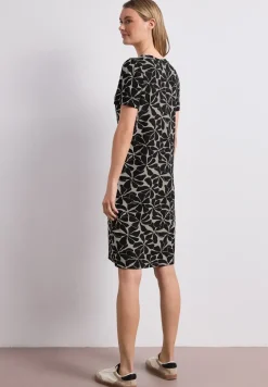 Robe longueur genou avec manches bouffantes