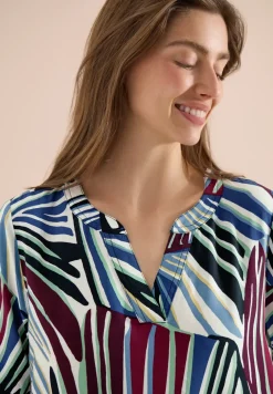 Robe longueur genou avec motif graphique