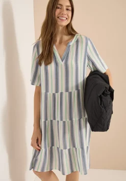 Robe longueur genou à col fendu et rayures