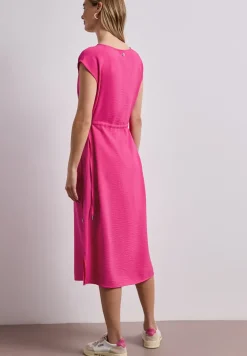 Robe midi avec décolleté U-Boot