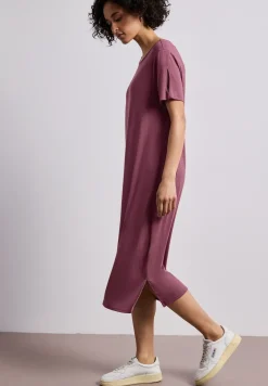 Robe midi à manches courtes avec détail de fente