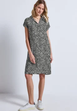 Robe à motifs en t-shirt