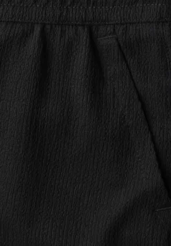 Short structuré en coupe loose