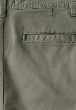 Short au look cargo