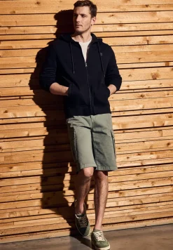 Short au look cargo