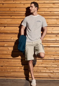 Short au look cargo