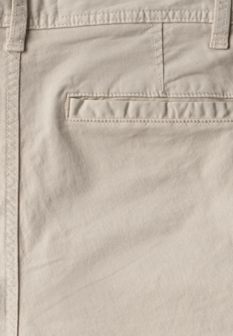 Short au look cargo