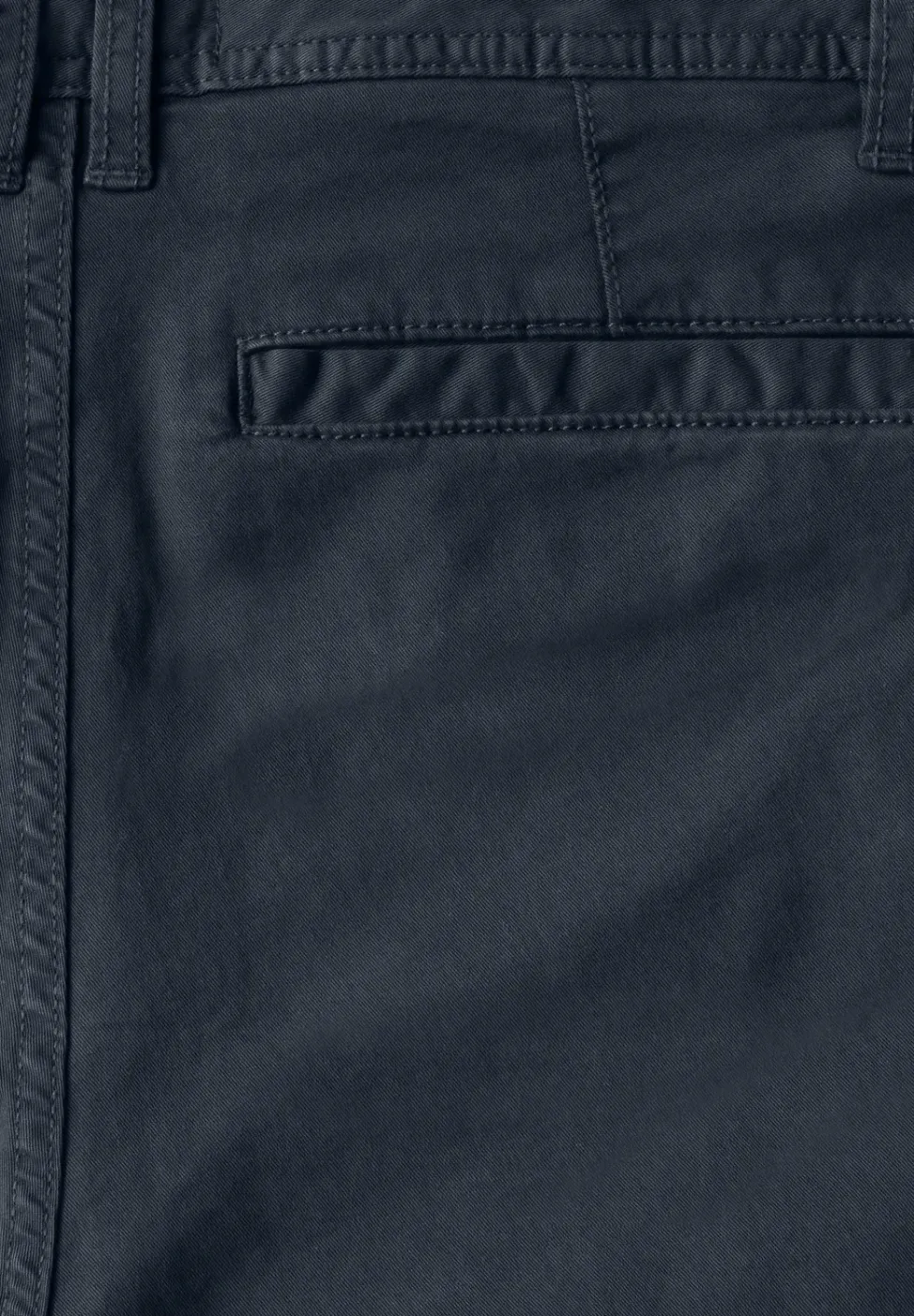 Short chino