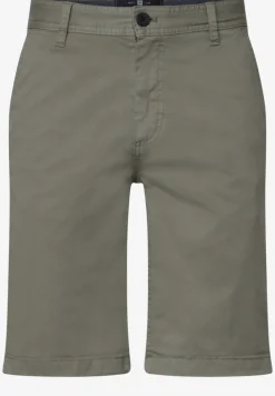Short chino