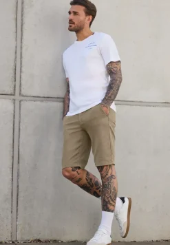 Short chino avec structure
