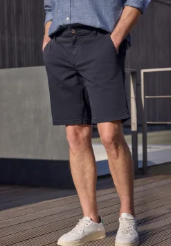 Short chino Regular Fit avec poches