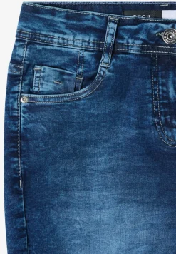 Short en denim slim au style casual