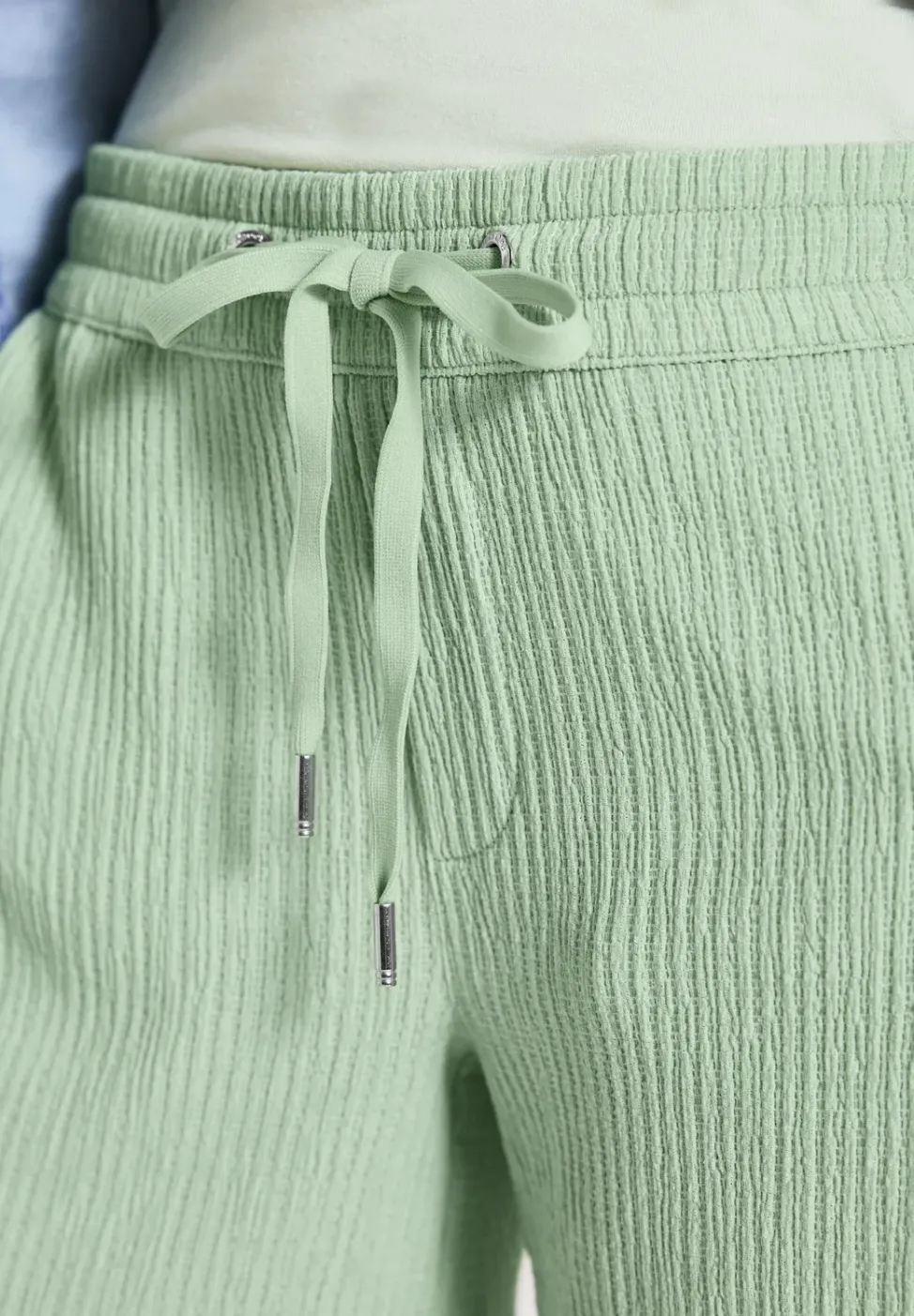 Short en tissu structuré