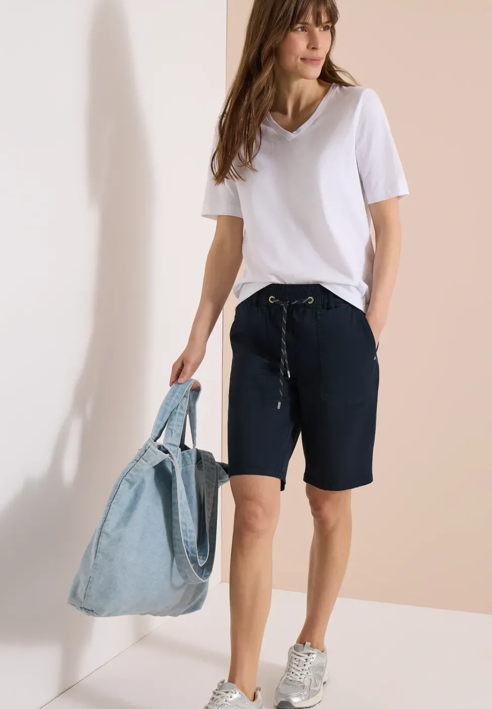 Short Mid Waist à jambes droites, coupe décontractée