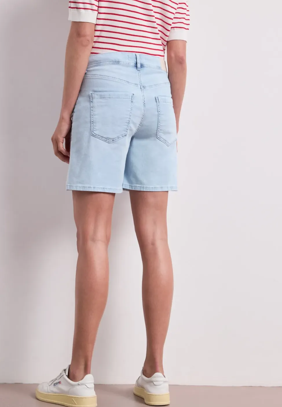 Short Straight Leg avec coupe décontractée