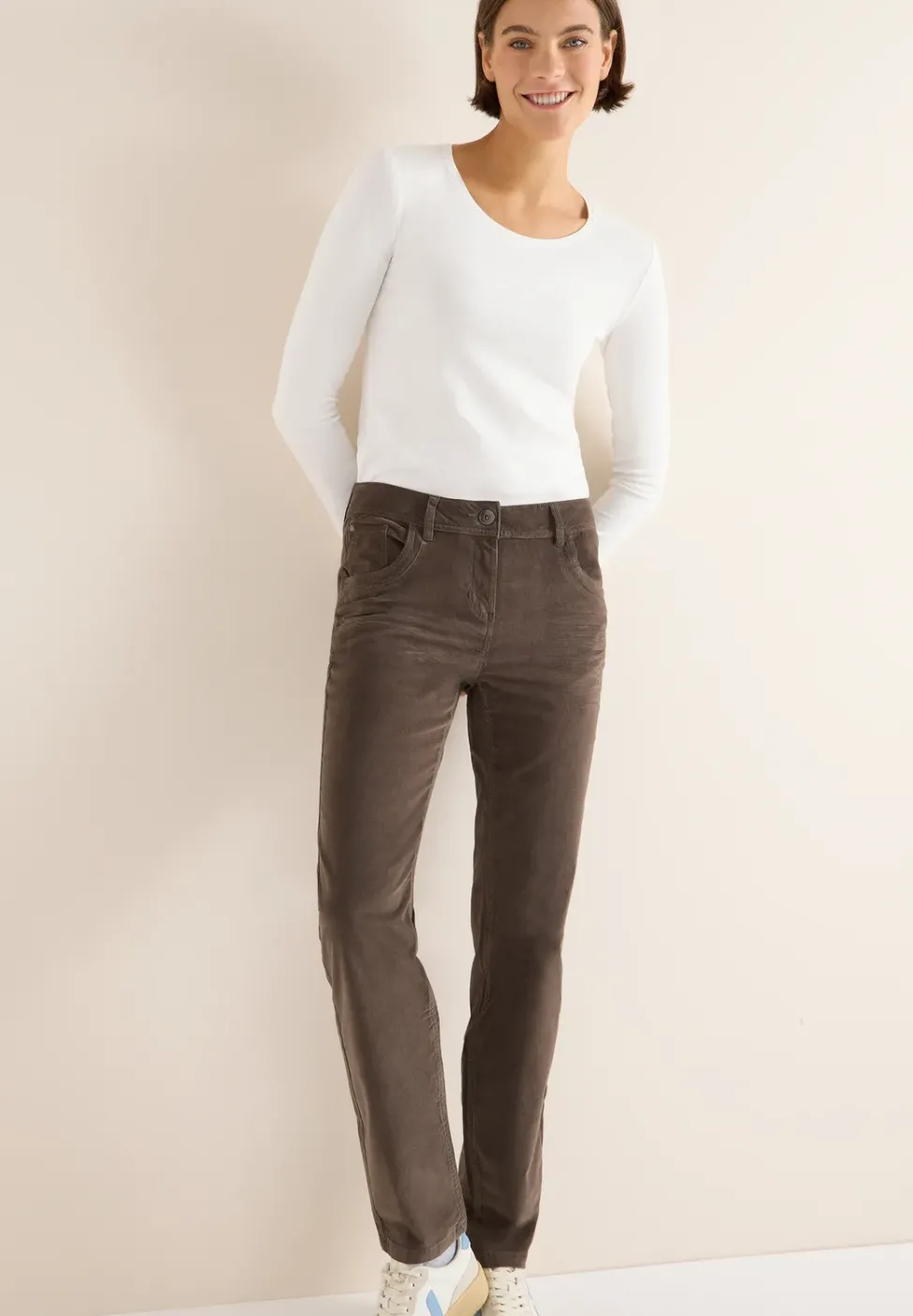 Slim Fit pantalon en velours côtelé