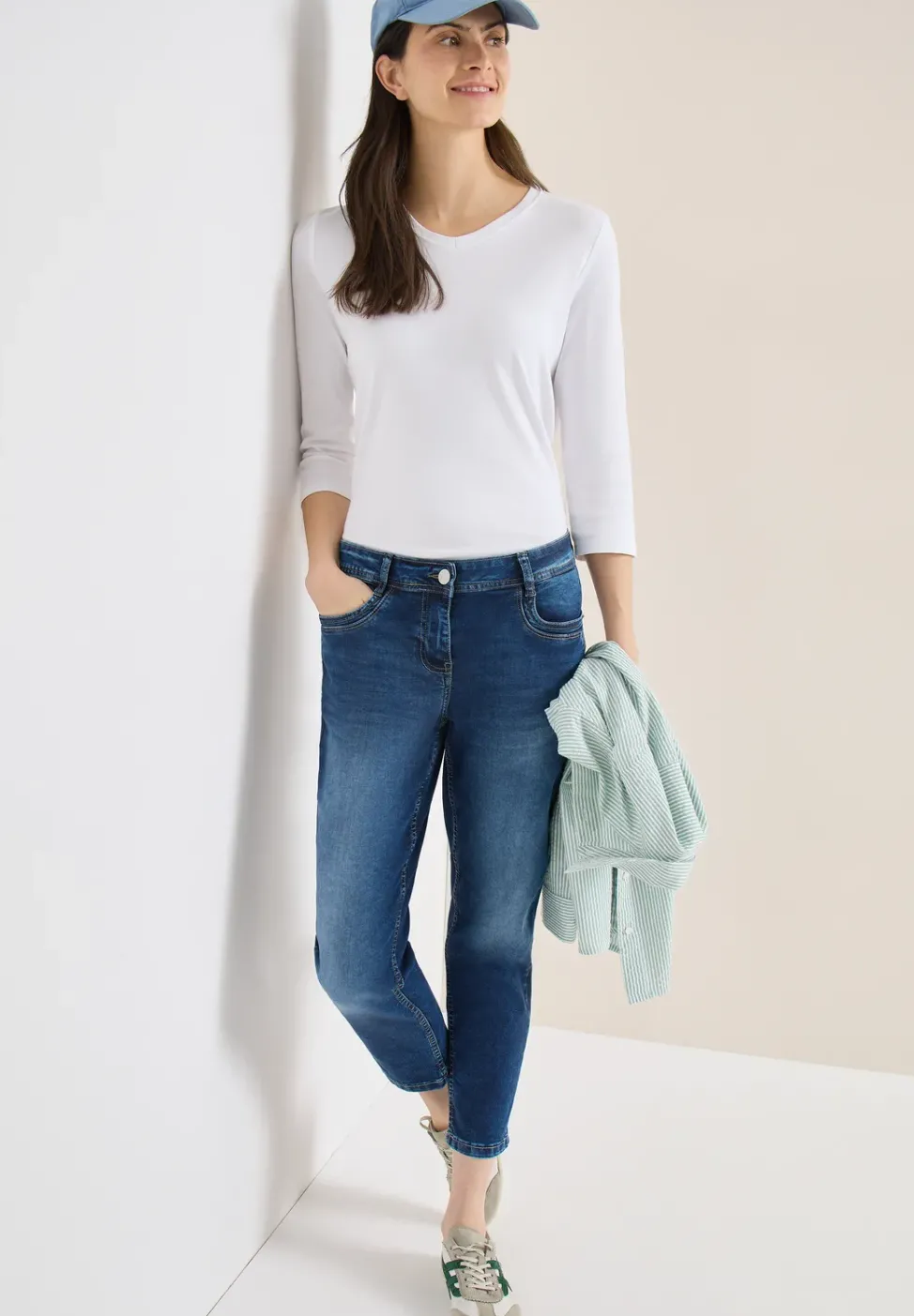 Slim Legs Jeans