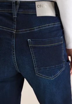 Slim Legs Jeans