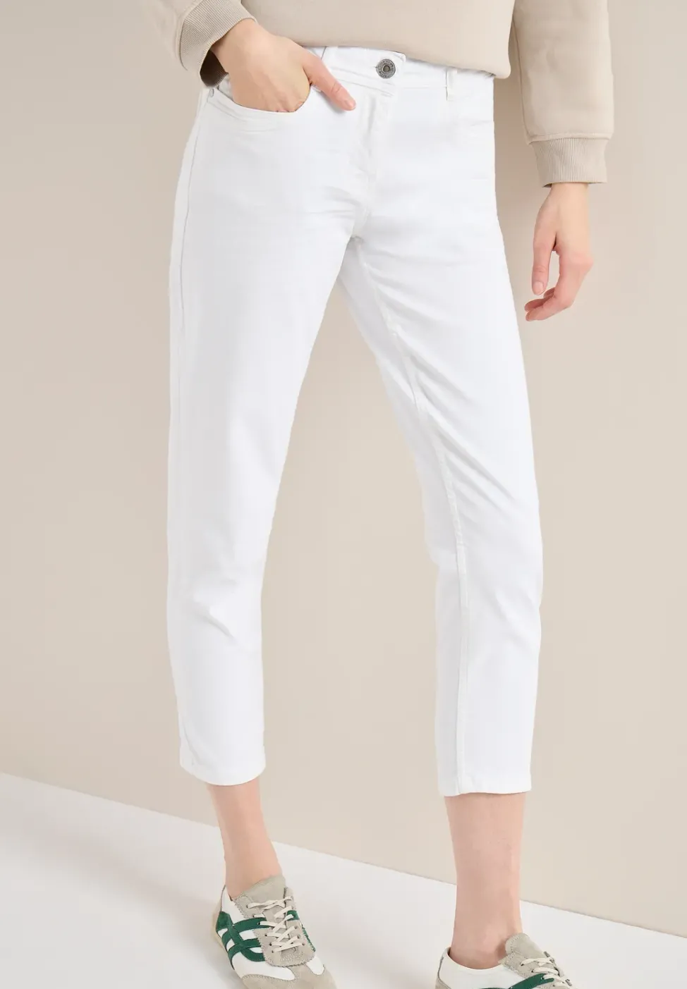 Slim Legs Jeans