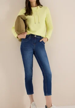 Slim Legs Jeans