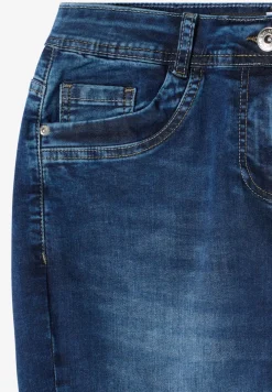 Slim Legs Jeans