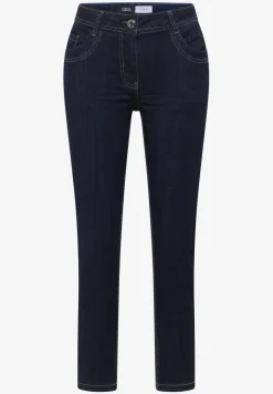 Slim Legs Jeans