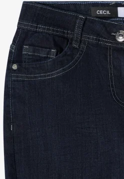 Slim Legs Jeans