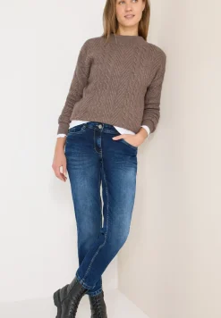 Slim Legs Jeans
