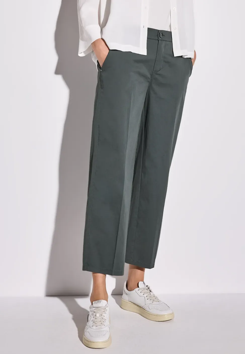 Straight Legs Chino