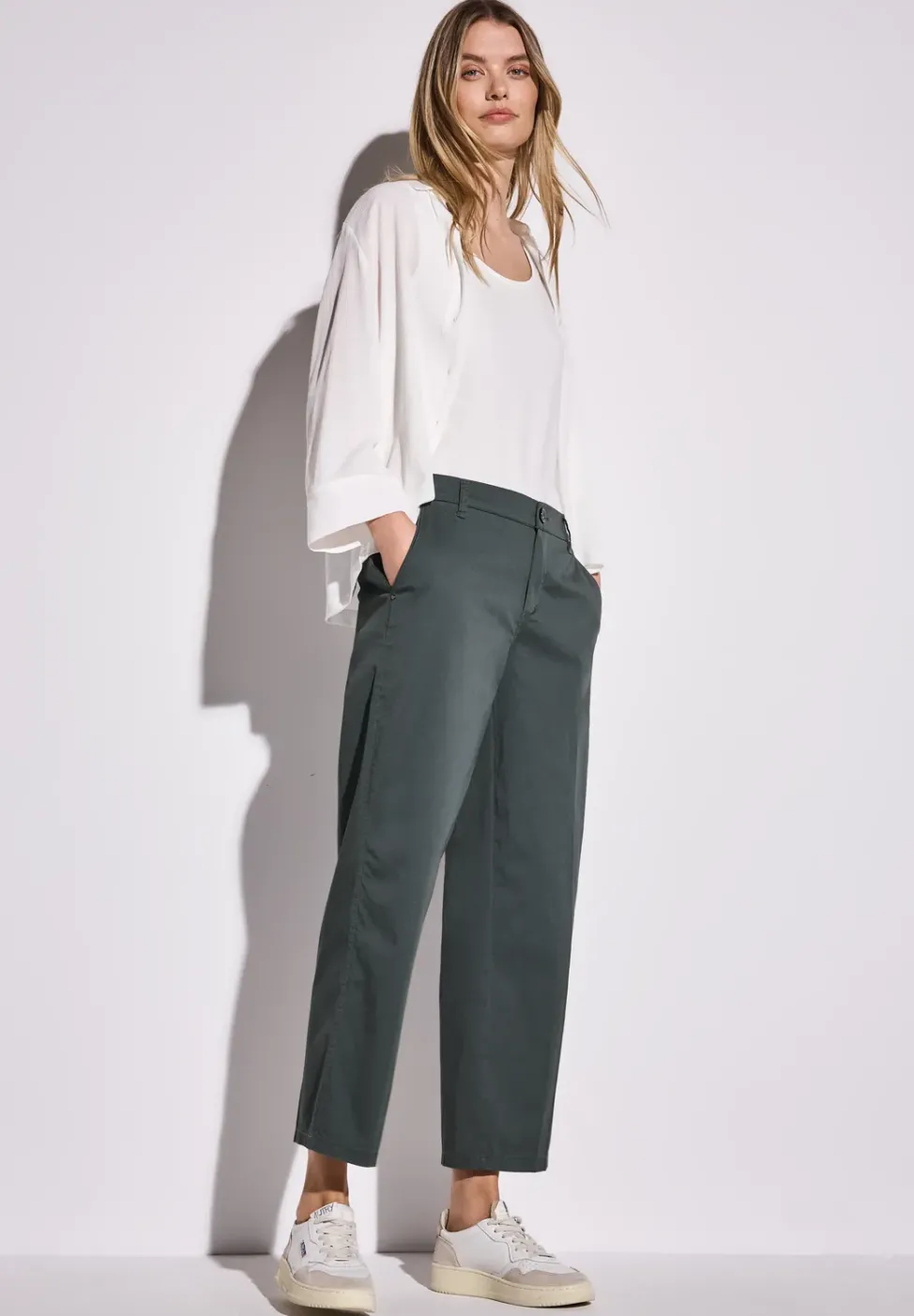 Straight Legs Chino