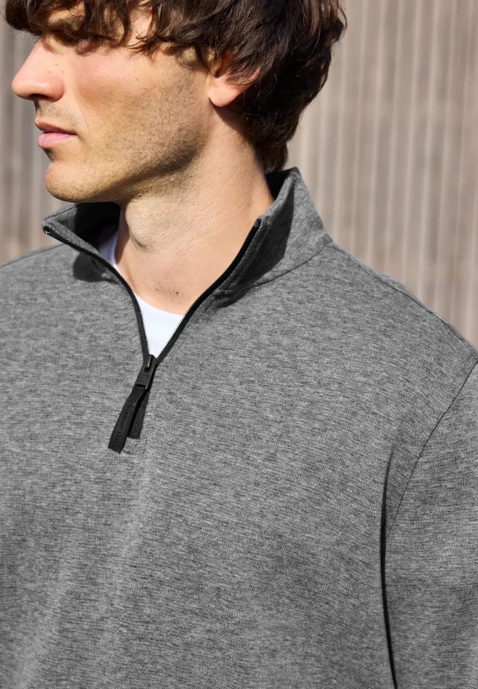 Sweat-shirt à col roulé piqué