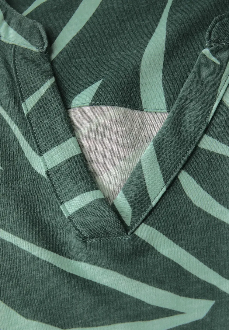 Top à motifs Split Neck