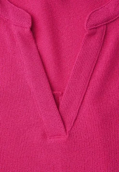 T-shirt à col fendu dans un look tricoté
