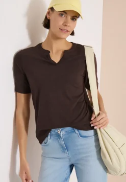 T-shirt à col fendu de couleur unie