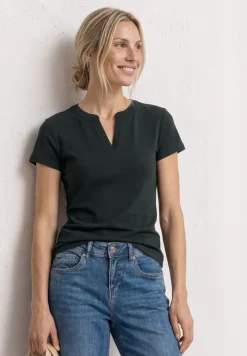 T-shirt à col fendu et détails en satin