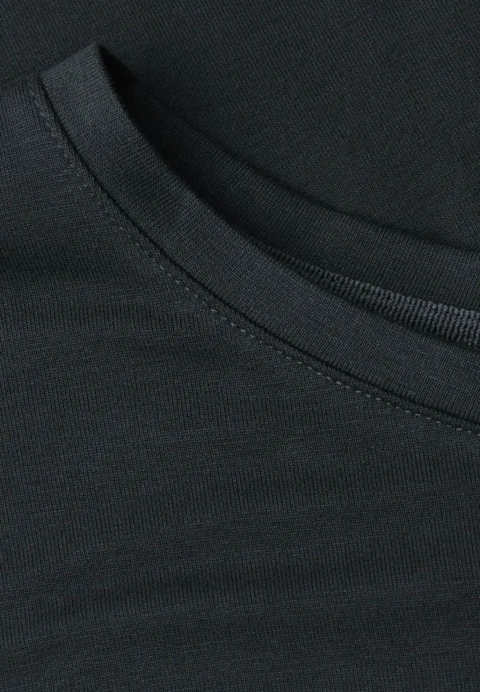 T-shirt à col rond en couleur unie