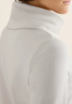 T-shirt à grand col