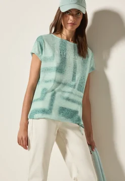 T-shirt à l'aspect dévoré
