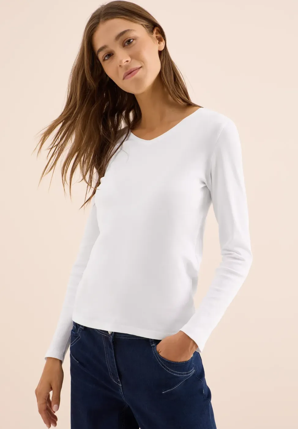 T-shirt à manches longues avec col en V