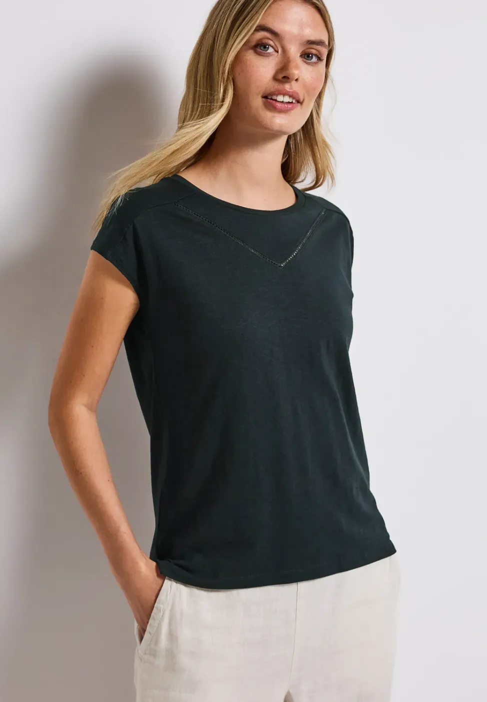 T-shirt avec bande décorative