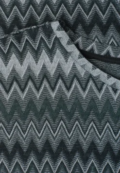 T-shirt avec boatneck et imprimé en zigzag