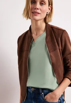 T-shirt avec détail de boutons