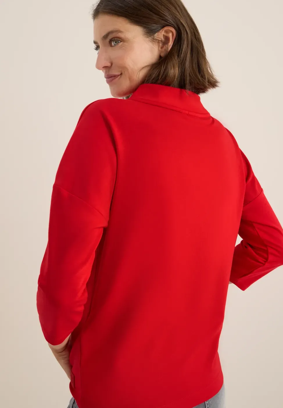 T-shirt avec détail de boutons