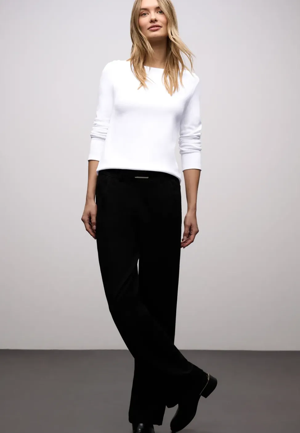 T-shirt avec détails de boutons