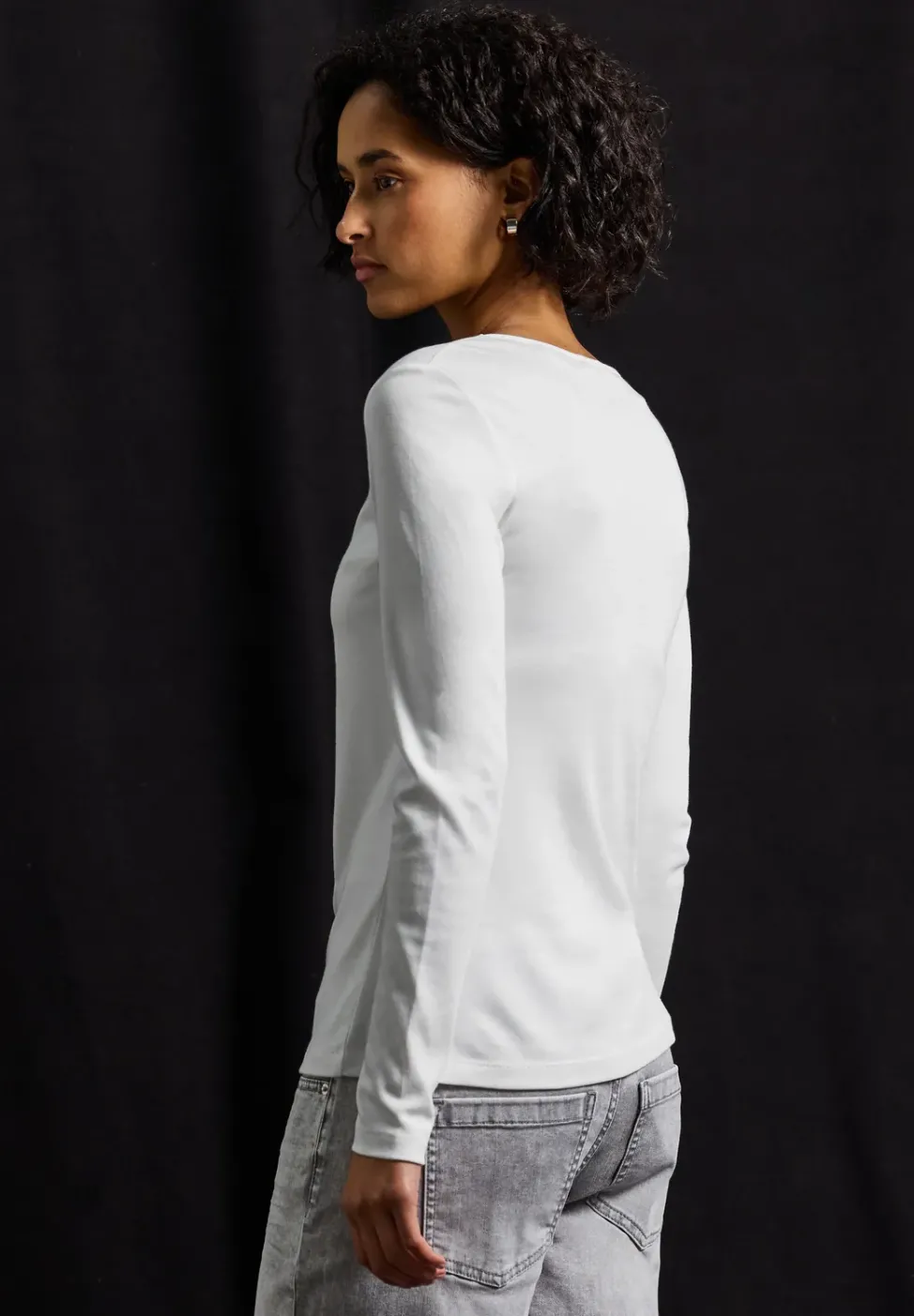 T-shirt avec encolure carrée