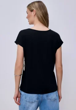 T-shirt avec split neck et imprimé sur le devant