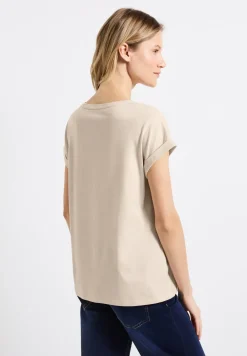 T-shirt avec texte sur film